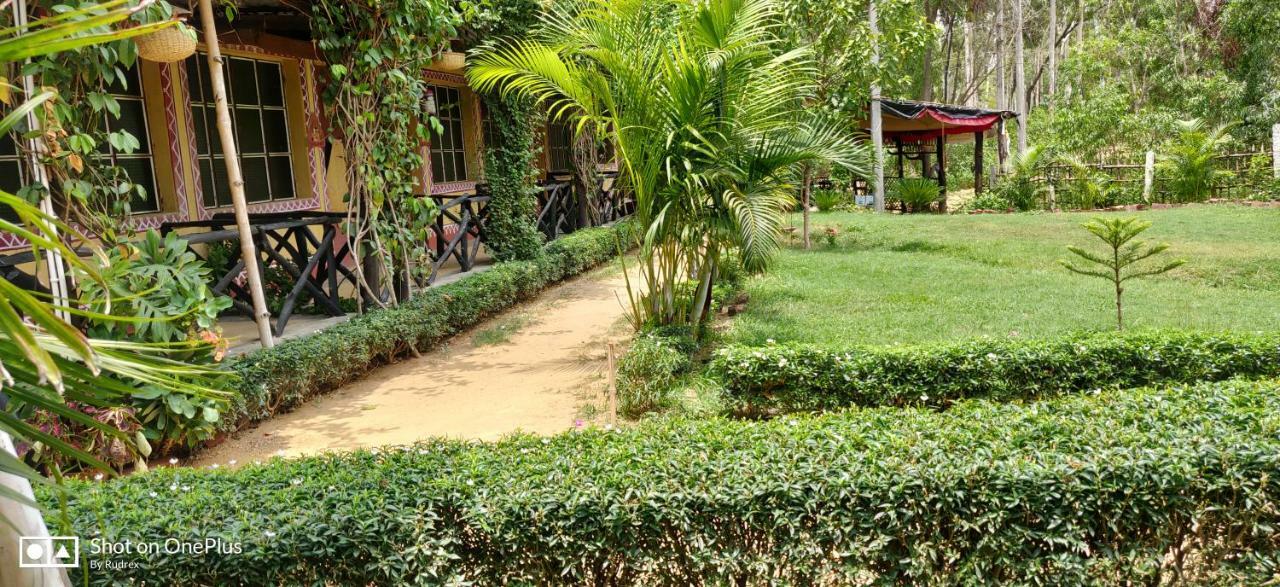 בולפור Roshnai Village Resort מראה חיצוני תמונה