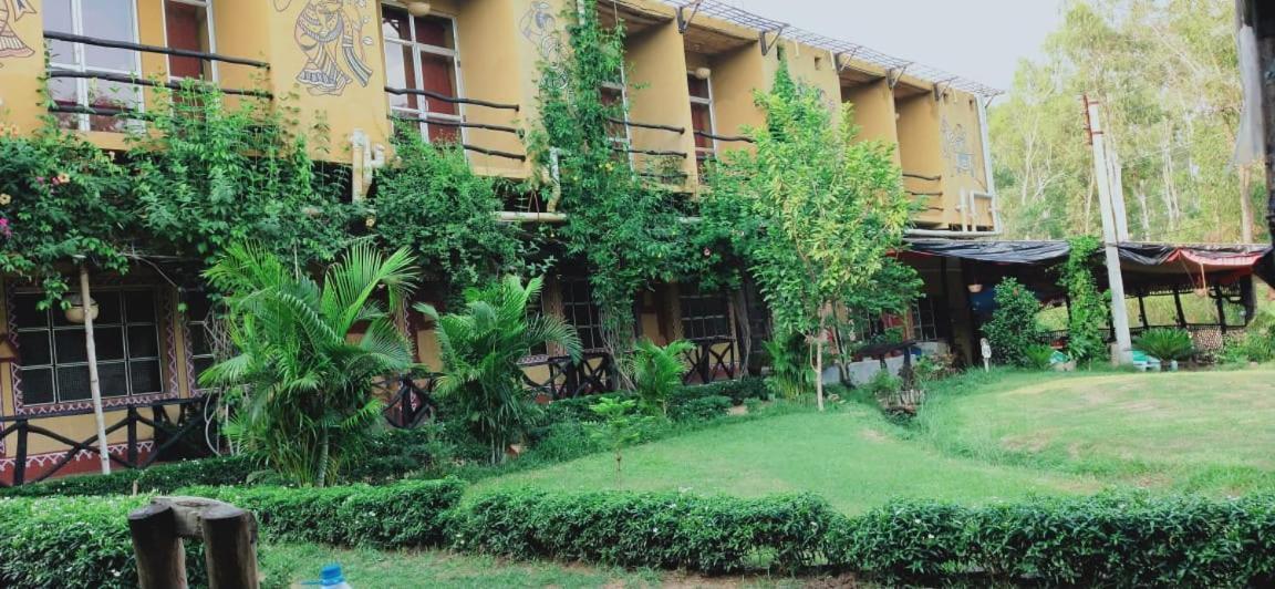 בולפור Roshnai Village Resort מראה חיצוני תמונה